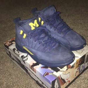 Jordan 12 Michigan
